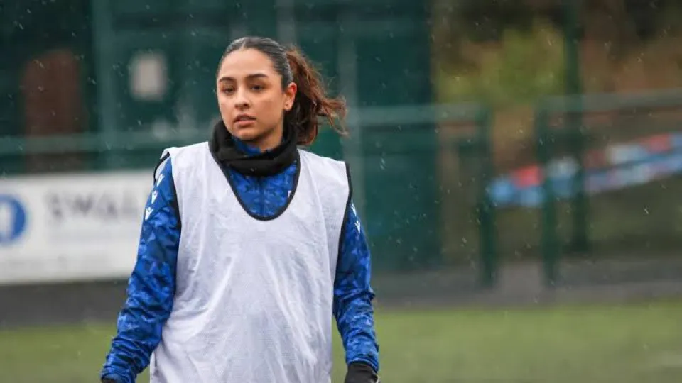 Mariam Mahmood, delantera del Wrexham AFC